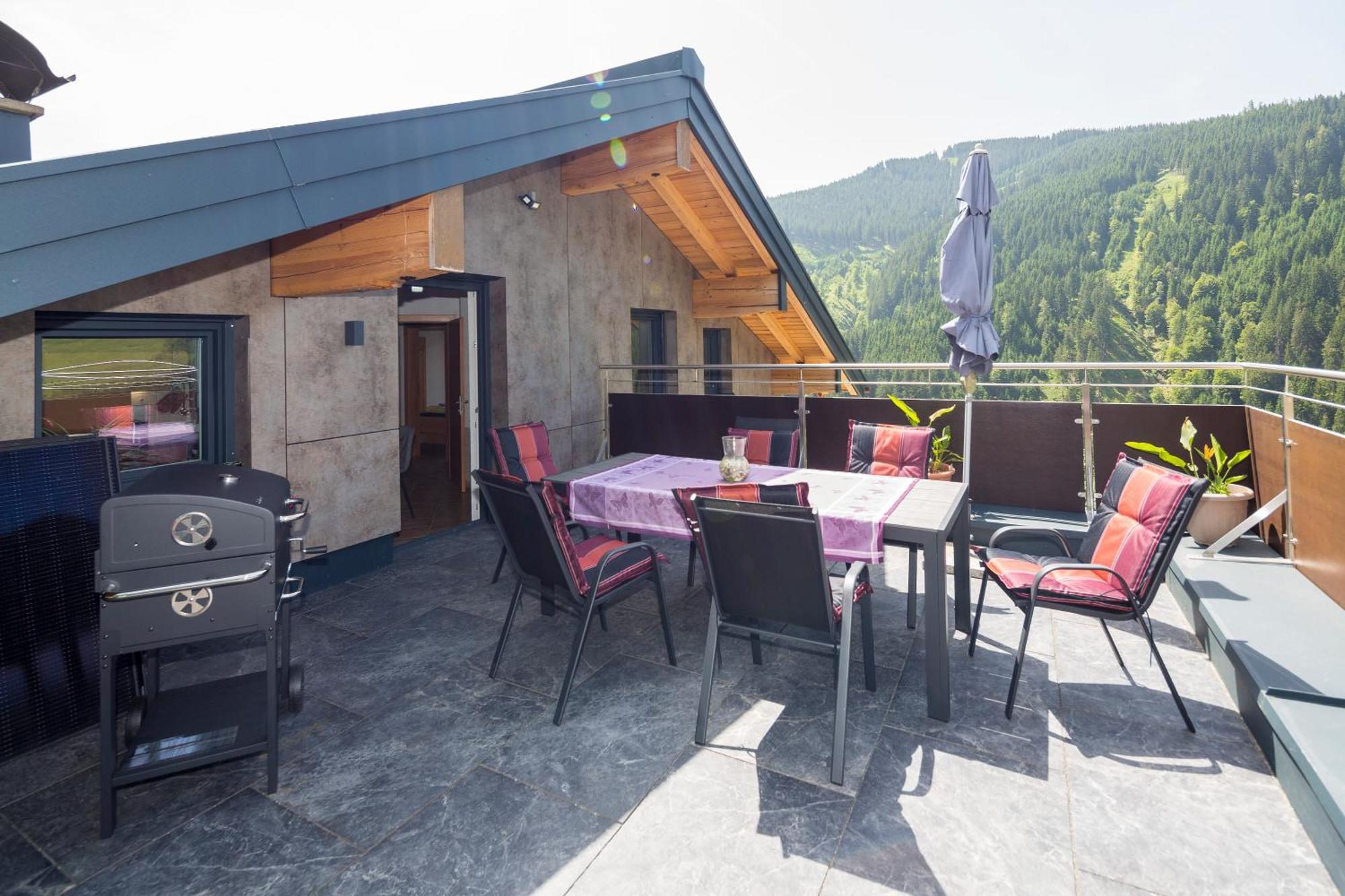 Landhaus Oberzinnegg Saalbach Exterior foto