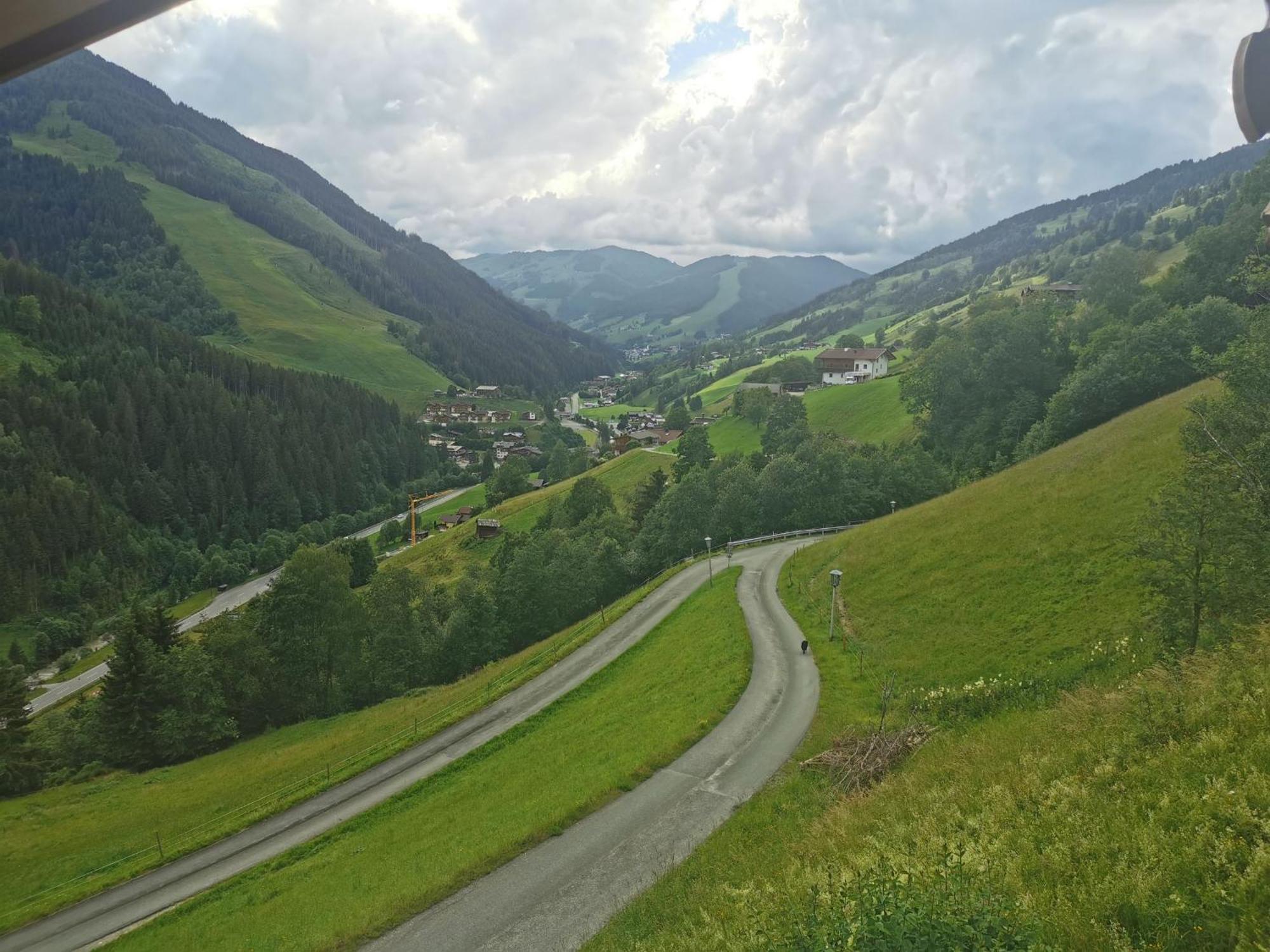 Landhaus Oberzinnegg Saalbach Exterior foto