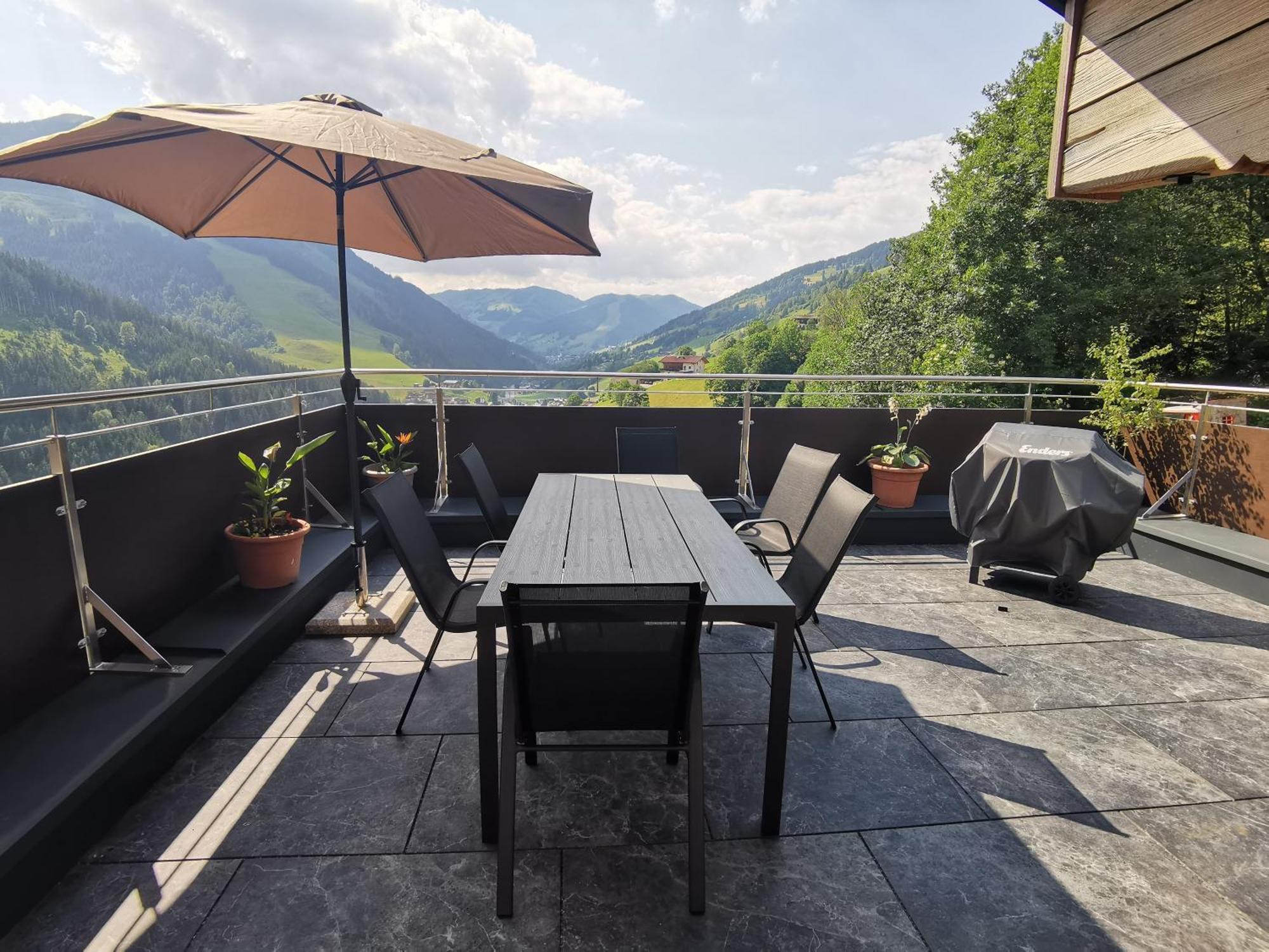 Landhaus Oberzinnegg Saalbach Exterior foto